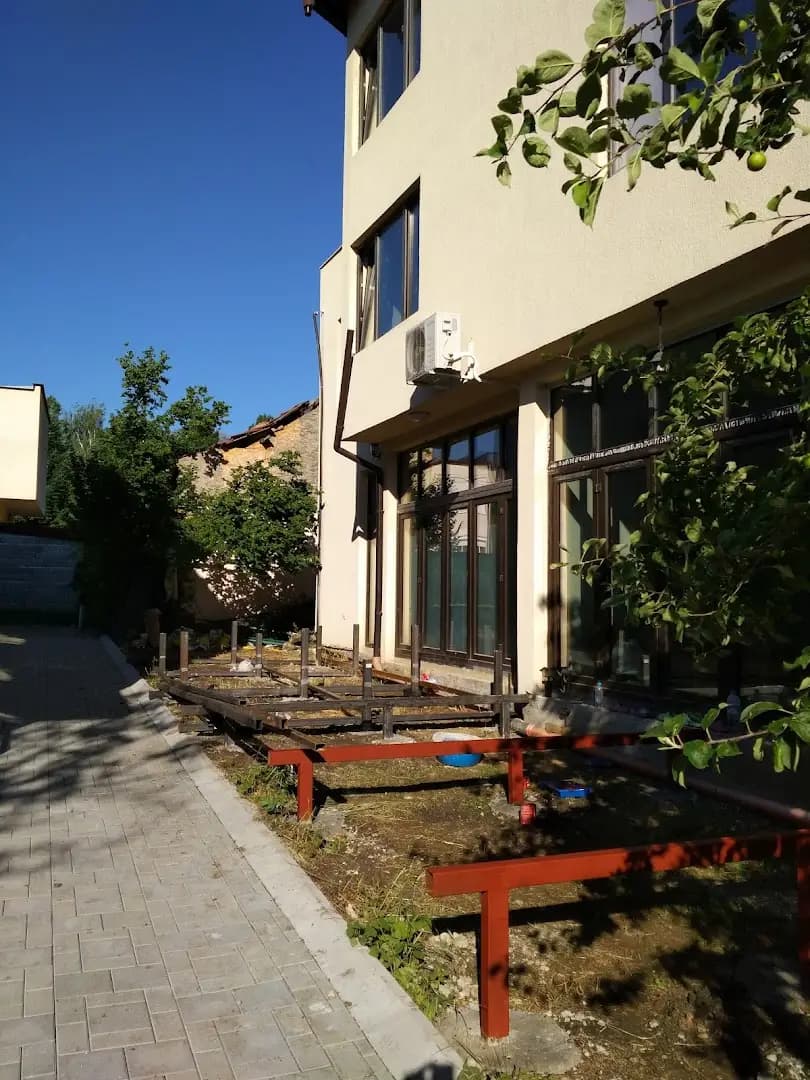 Крипс 4 ООД