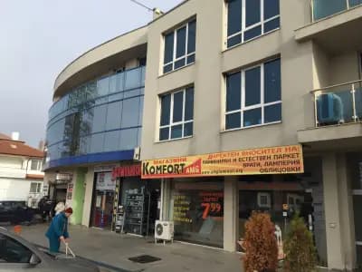Магазини "Комфорт AMG" Врати и Ламиниран паркет,Циклене на паркет