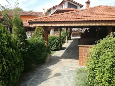 Ресторант край реката