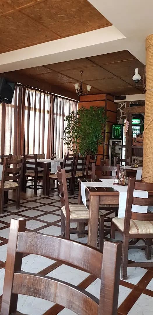 Ресторант край реката