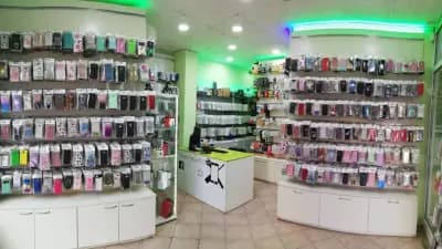 Сервиз и аксесоари за телефони Smart Store
