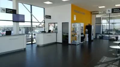 Renault Пловдив Карловско шосе Омникар Ауто