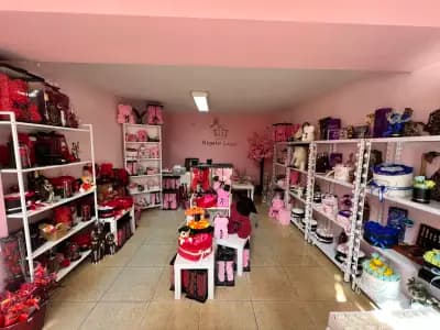 Regalo Luxe - Maгазин за подаръци и сувенири