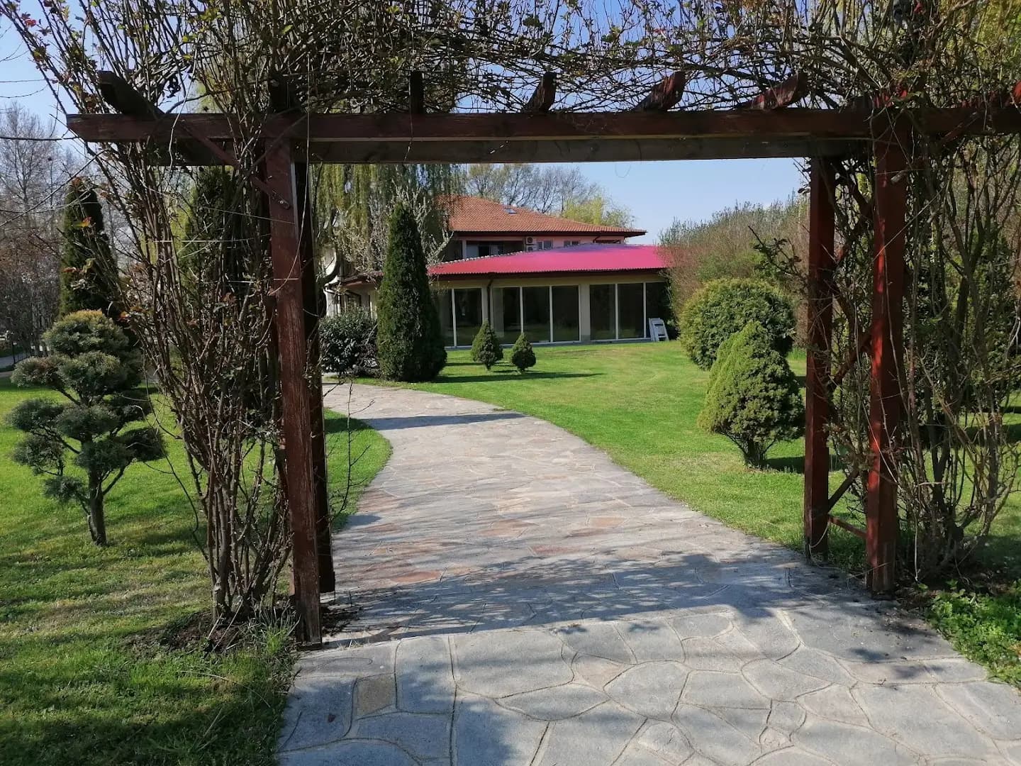 Yaev Family Hotel