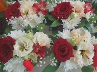 Студио за цветя Ivistudio Сватбена украса