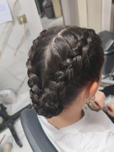 Hairdresser Toni - Фризьорски салон Младост 1