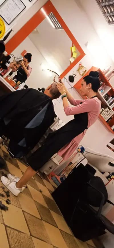 Фризьорски салон ВЕСИ