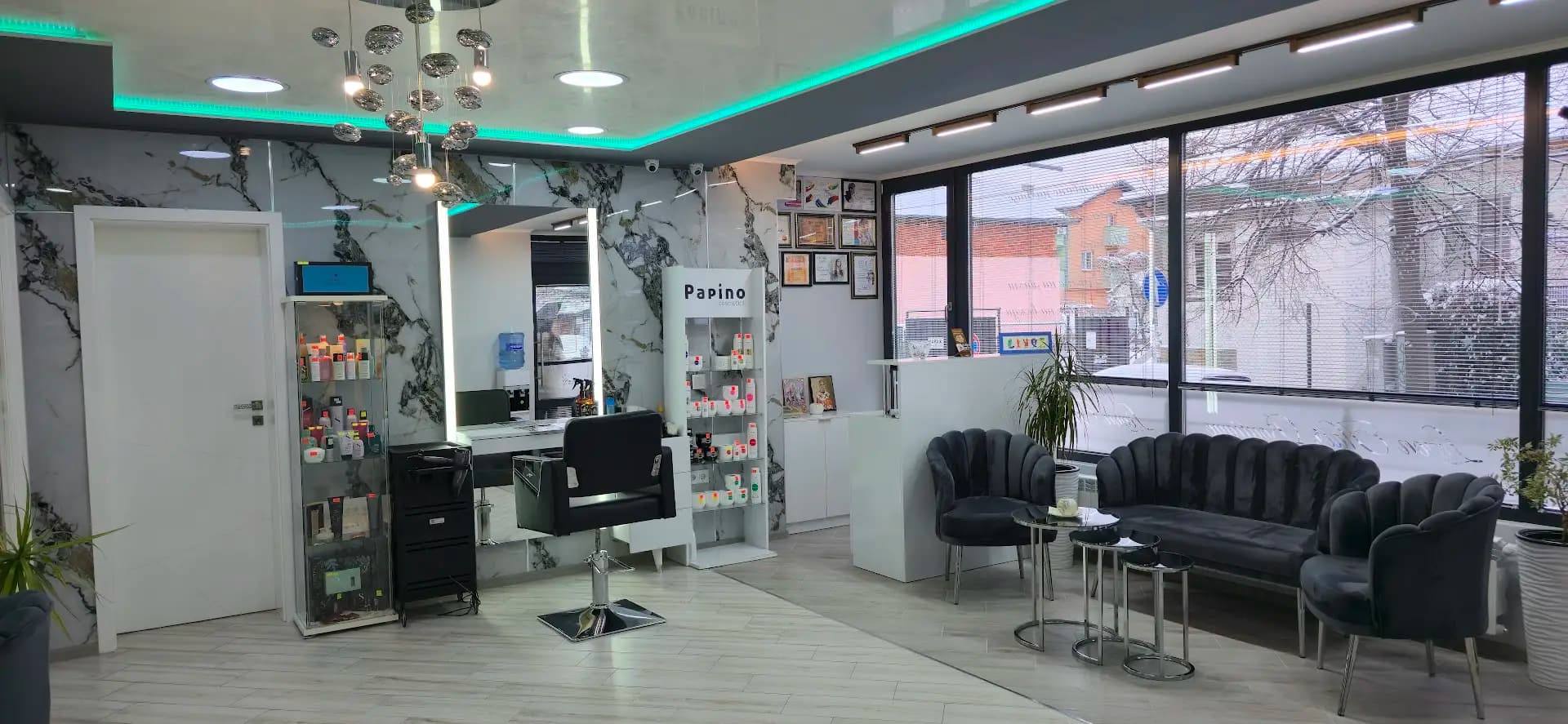 Hair & Beauty Livon