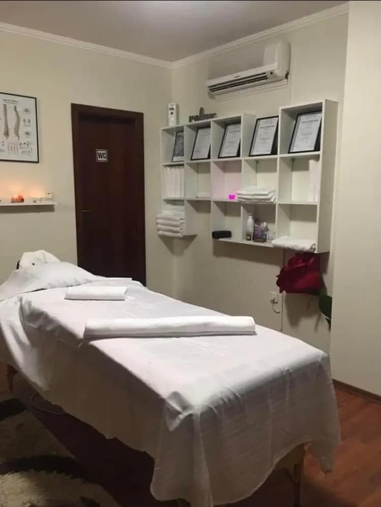 КЛАСИЧЕСКИ МАСАЖ, ЛЕЧЕБЕН МАСАЖ, РЕЛАКСИРАЩ МАСАЖ - КАРЛОВО - МАСАЖНО СТУДИО "RELAX ZONE" - KARLOVO