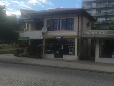 КЛАСИЧЕСКИ МАСАЖ, ЛЕЧЕБЕН МАСАЖ, РЕЛАКСИРАЩ МАСАЖ - КАРЛОВО - МАСАЖНО СТУДИО "RELAX ZONE" - KARLOVO