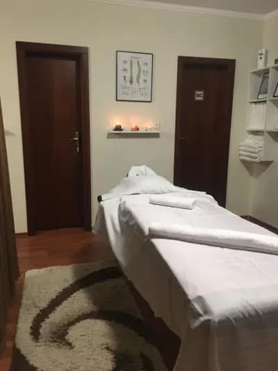 КЛАСИЧЕСКИ МАСАЖ, ЛЕЧЕБЕН МАСАЖ, РЕЛАКСИРАЩ МАСАЖ - КАРЛОВО - МАСАЖНО СТУДИО "RELAX ZONE" - KARLOVO