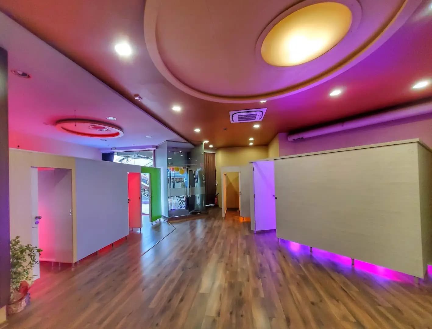 Solarium Bar MegaSun - Соларно студио
