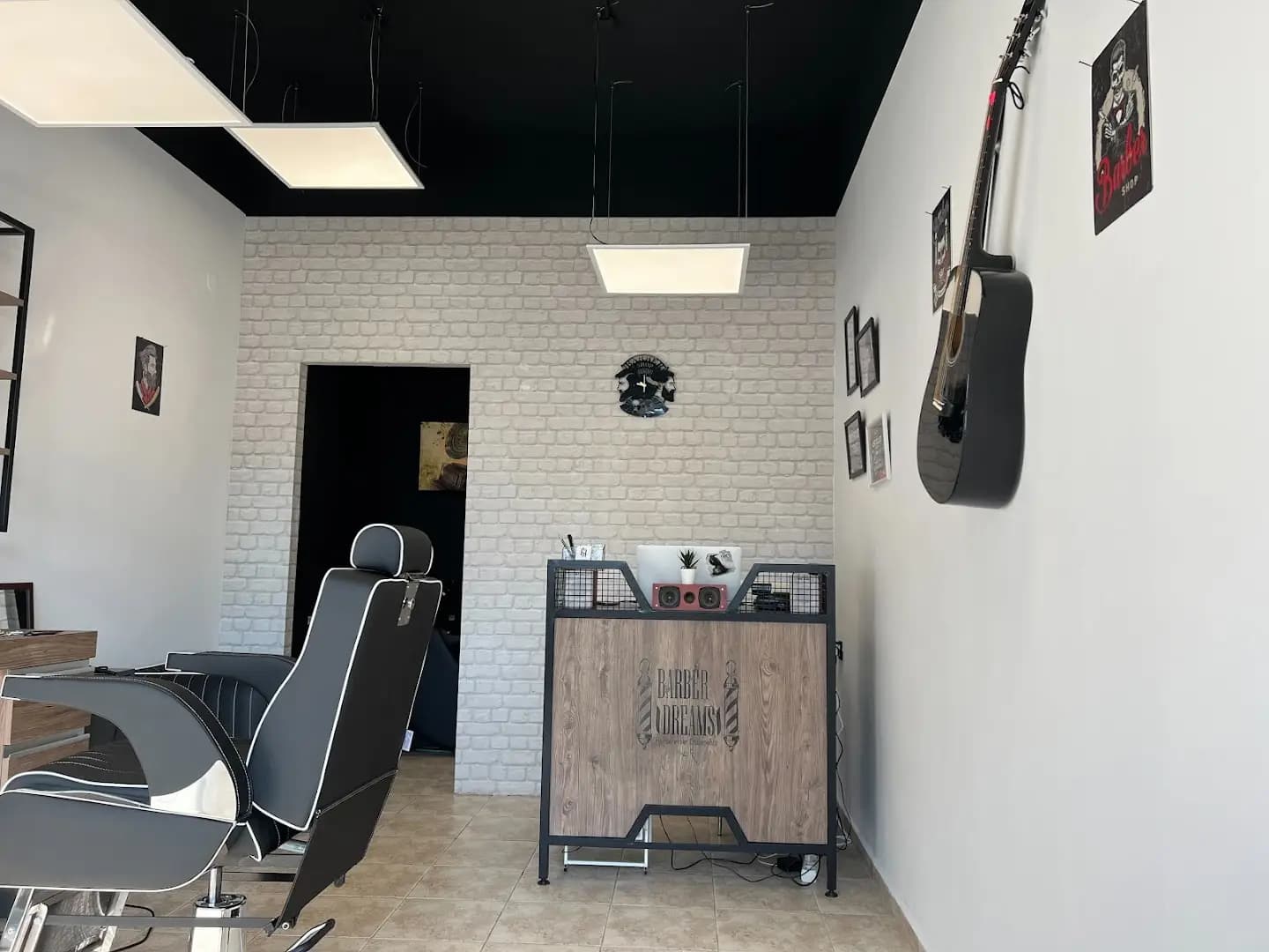 GH Barbershop