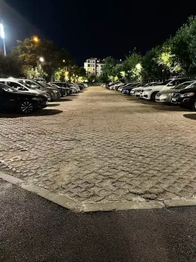 Обществен денонощен паркинг - Орлов мост