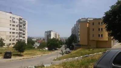 Боби Паркинг бл. 74