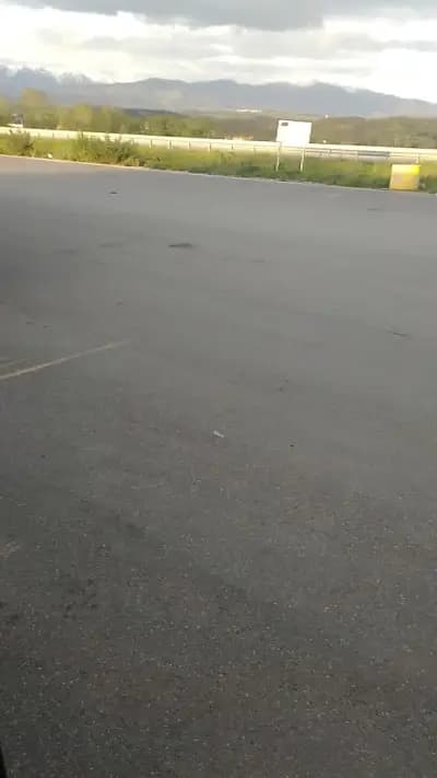 Паркинг Дясно