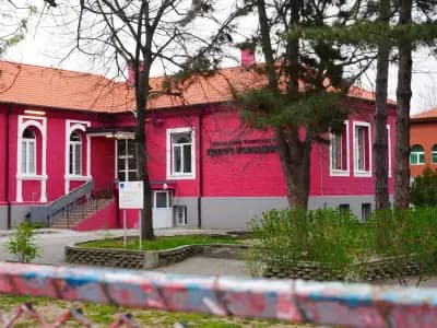 НУ "Христо Попмарков"