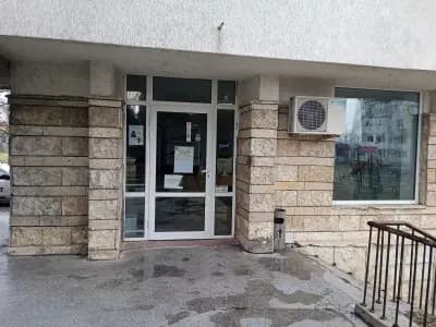 Магазин и сервиз за компютърна техника