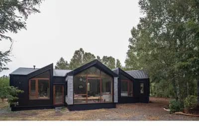 Строителни ремонти и строителство ,, Ариете “