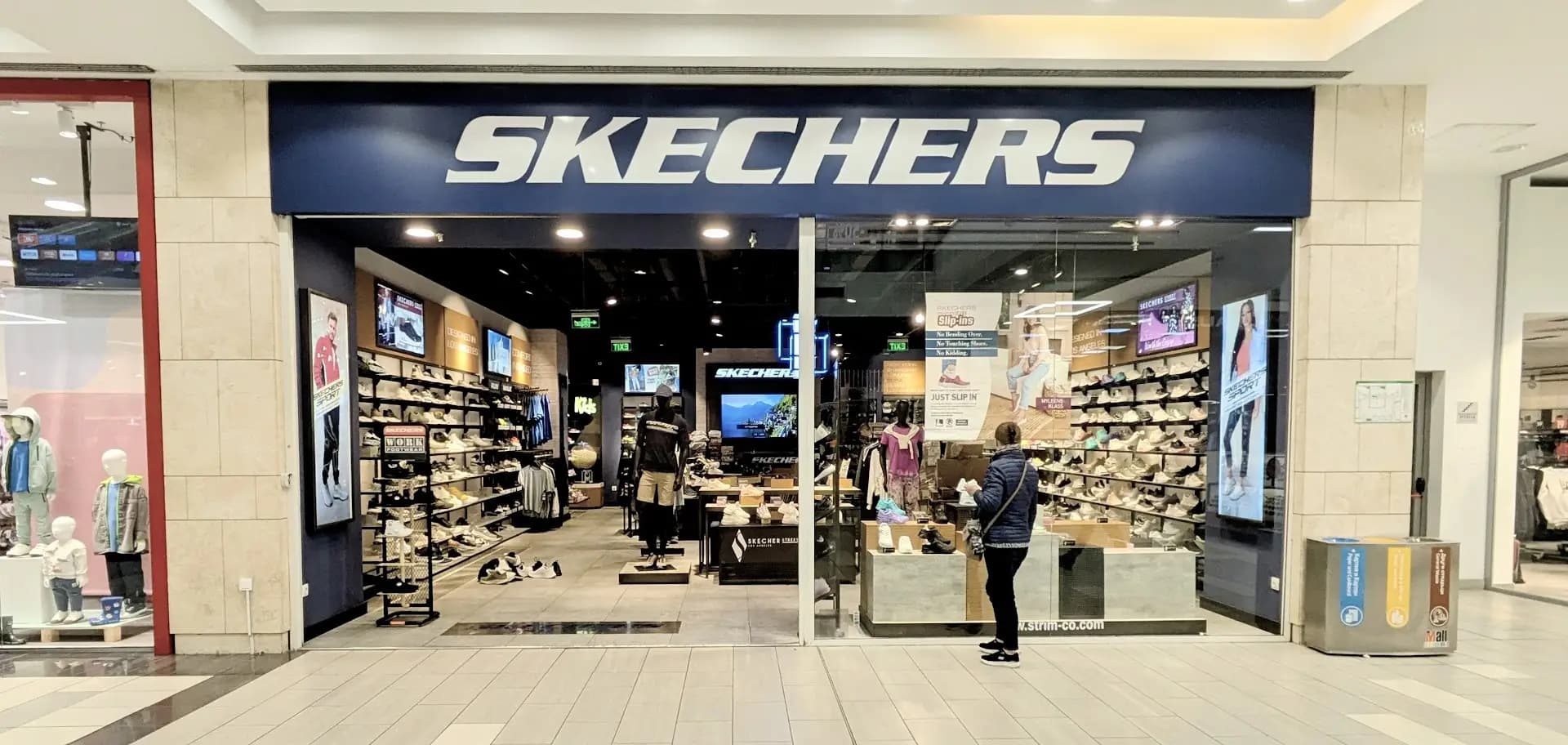 Skechers