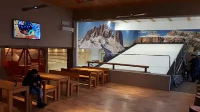 CARVE Indoor Ski, Board & Bar