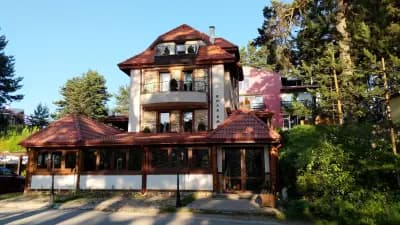 Вила Ема