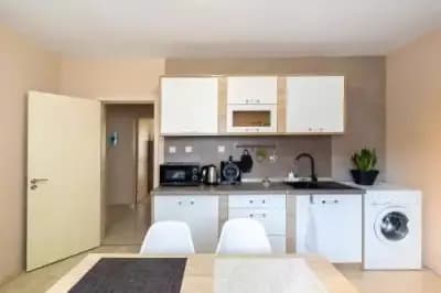 Central Point Apartments