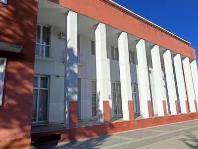хотел „Военен клуб“