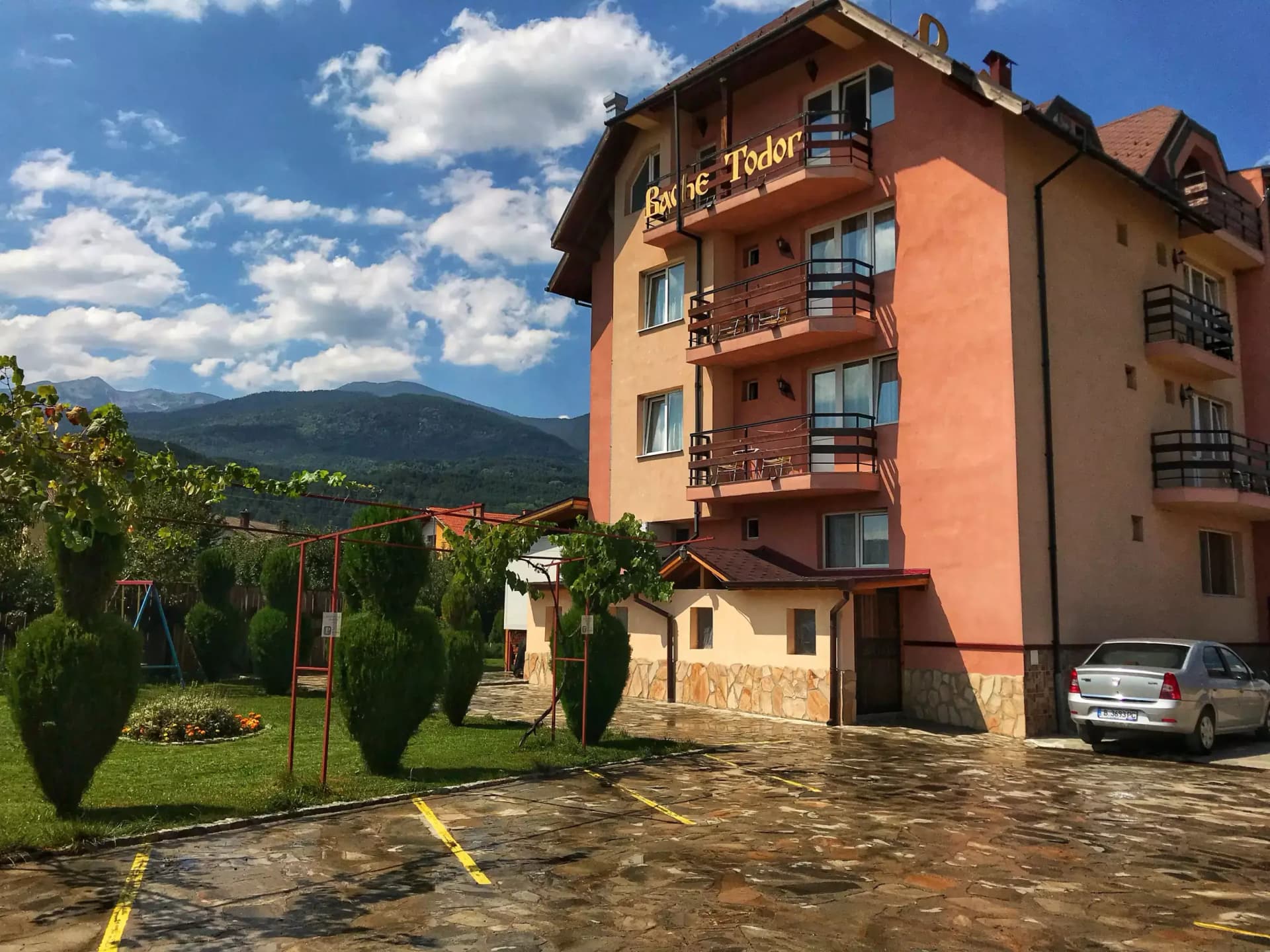 Guest House Bache Todor