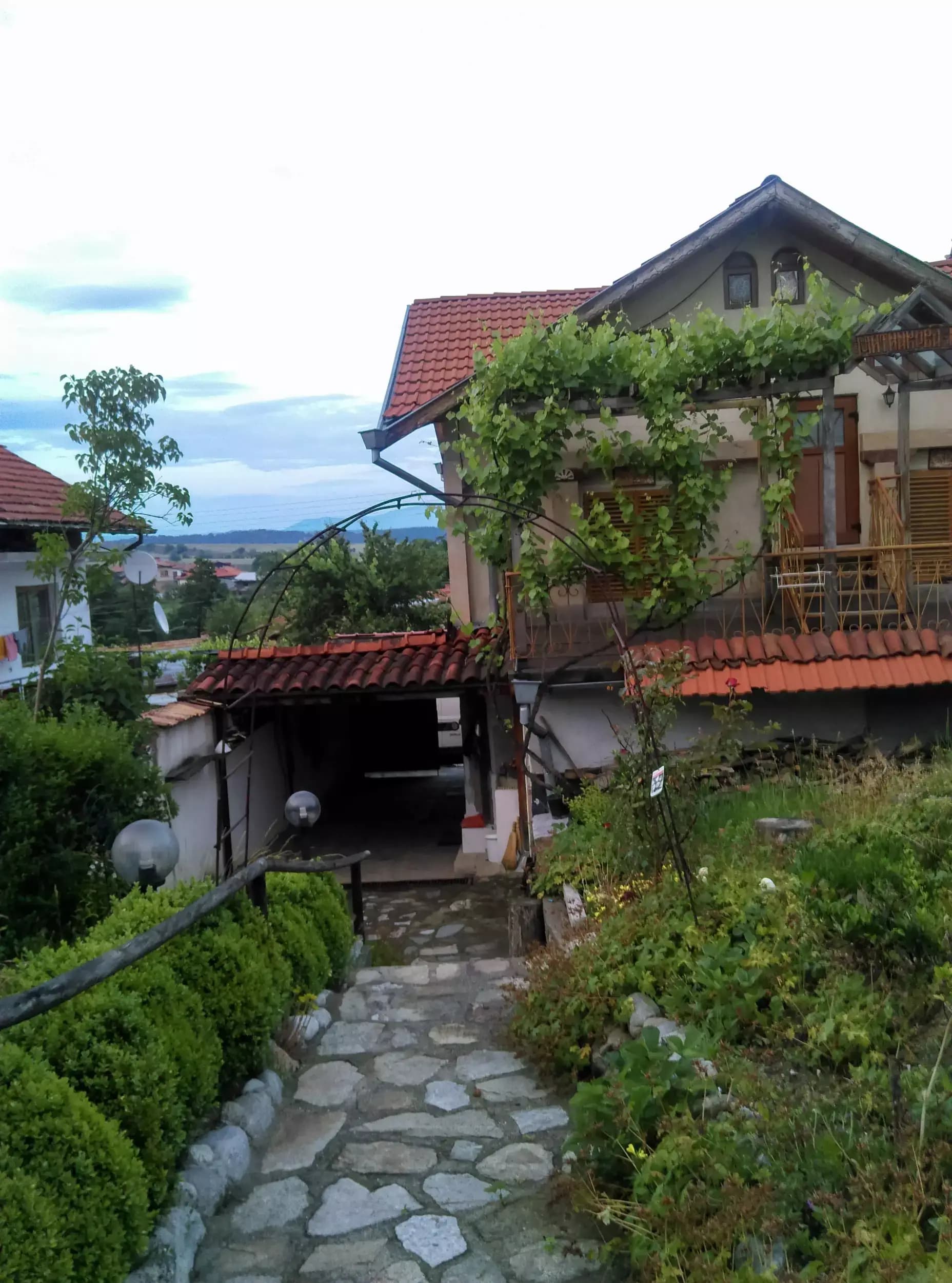 Mitinkovata House