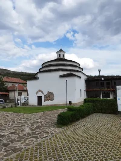 Паметник на йеродякон Васил Иванов Кунчев - Левски