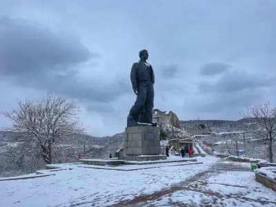 Паметник на йеродякон Васил Иванов Кунчев - Левски