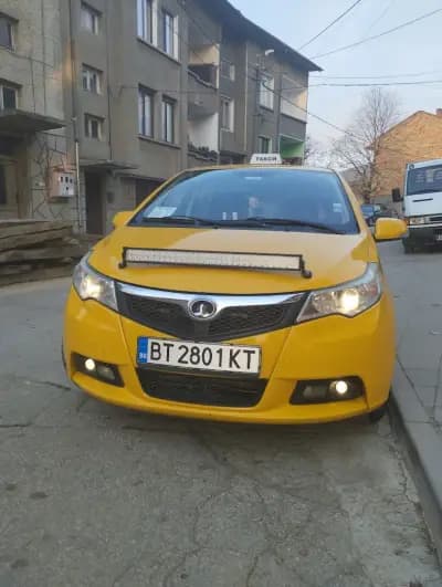 Такси Град Елена