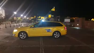 Такси Царевец