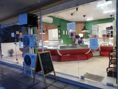 Месарница "От Хубавото", кв. Младост. Магазин за месо и млечни продукти.