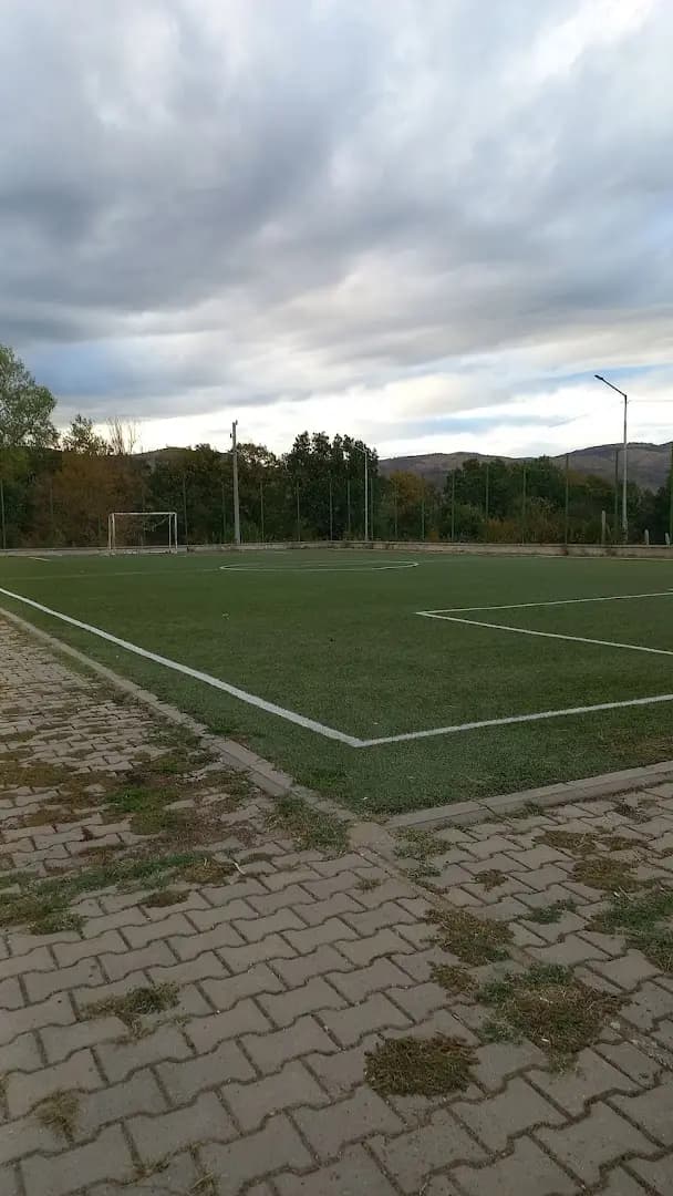 Стадион "Горна кула"