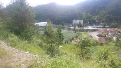 Стадион Мадан