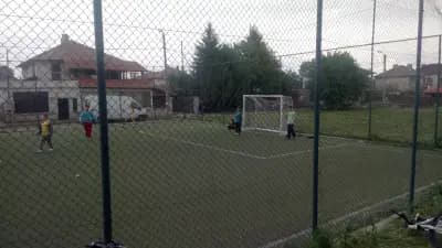 футболно игрище