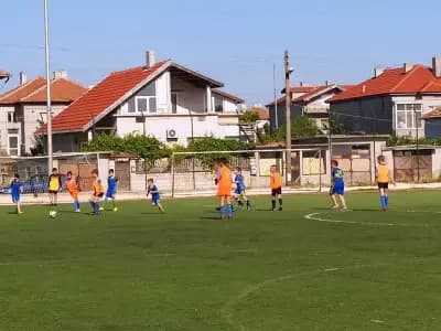 Стадион Каварна
