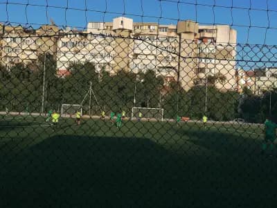 Спортна площадка „Студентска“ (Футболно игрище „Жечка Карамфилова“)