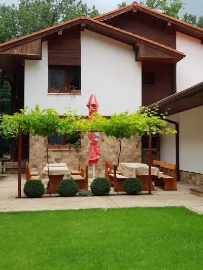 Izvor Hotel "Изворъ"