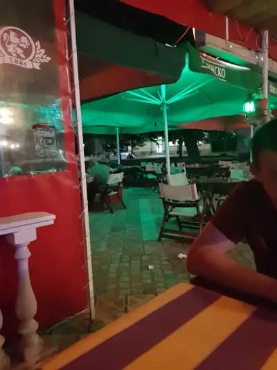 Laguna Bistro