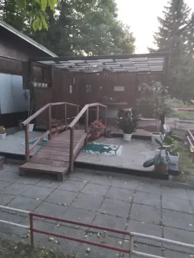 Бистро „Земляне“