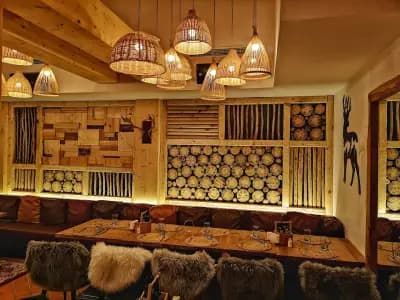 Glamour Chalet Restaurant