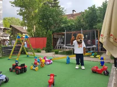 Детски парти център SugarLand Kids