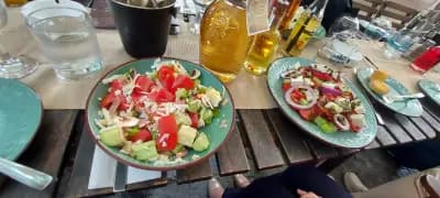 Ресторант Приятелите