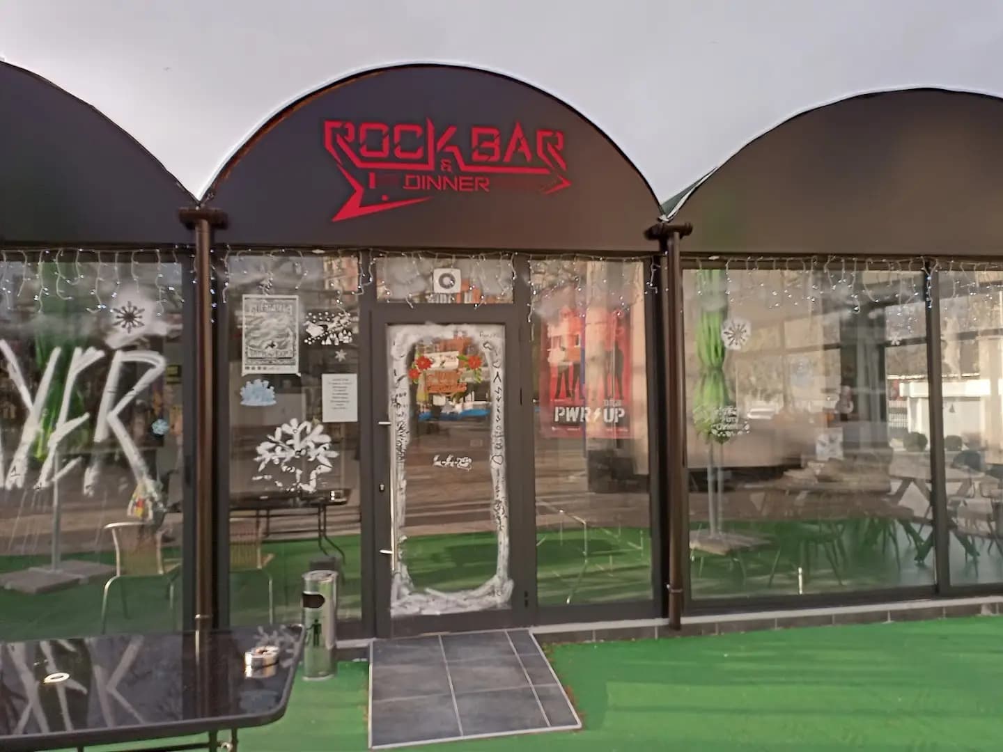 Rock Bar & Dinner