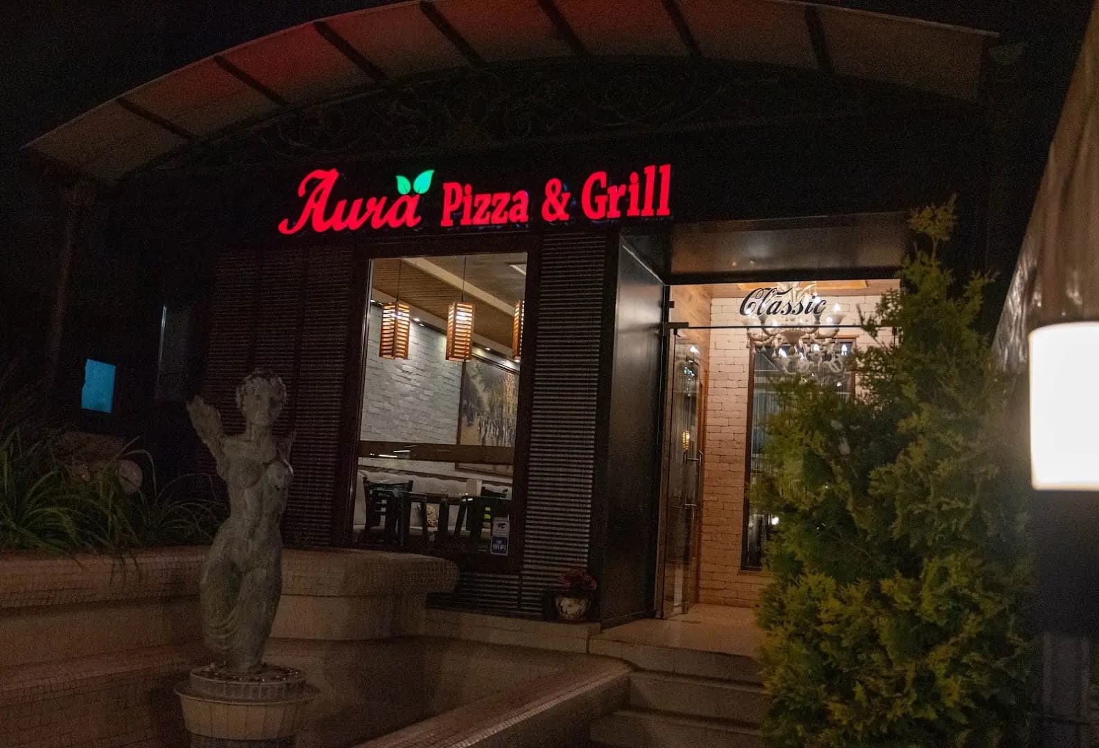 AURA Pizza & Grill