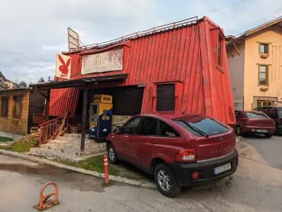 Lawina avalanche restaurant