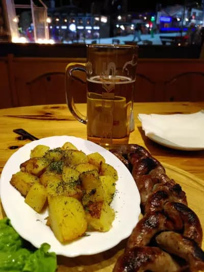 Lawina avalanche restaurant